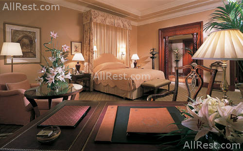 The Ritz-Carlton Dubai 11